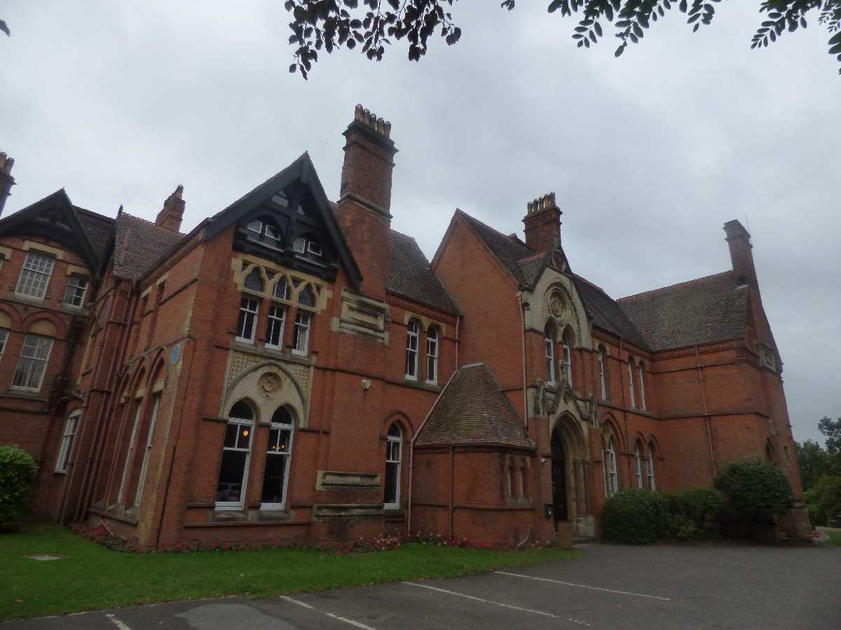 Highbury Hall (August 2018)